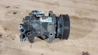 8200819568 Компрессор кондиционера Renault Clio 3 Арт e9774195, вид 3