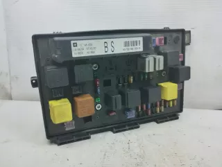 13145039BS Блок предохранителей Opel Astra H Арт e9782324, вид 2