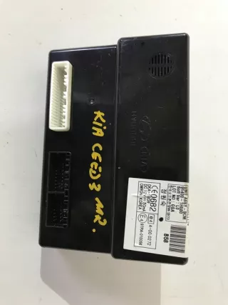 95400-1H580 Блок предохранителей Kia Ceed 1 Арт e9790579, вид 1