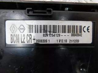 8201054129 00043042 20083091 Блок предохранителей Renault Clio 3 Арт e9791023, вид 2