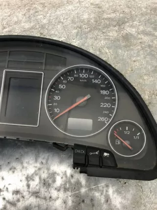 8E0920900K Щиток приборов (приборная панель) Audi A4 B6 Арт e9794416, вид 3