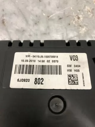 6J0920802 Щиток приборов (приборная панель) Seat Ibiza 4 Арт e9795198, вид 3