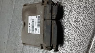 036906014 Блок управления двигателем Volkswagen Golf 4 Арт e9799717, вид 1