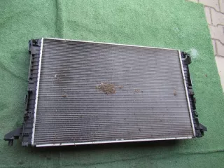 8W0121251AB Радиатор (основной) Audi Q8 Арт e9800379, вид 7