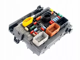 9664706280 BSM-R05 9664706080 9664706180 9666700280 9675878280 9675878480 9807028680 9807028780 9807028880 BSM-R04 Блок предохранителей Citroen jumpy 3 Арт e9802064, вид 4