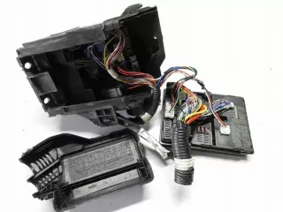 284B71HZ2A 284B81HD0B Блок предохранителей Nissan Note E12 Арт e9806115, вид 1