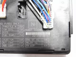 284B71HZ2A 284B81HD0B Блок предохранителей Nissan Note E12 Арт e9806115, вид 3