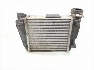 8E0145806L Интеркулер Audi A4 B7 Арт e9815871, вид 1