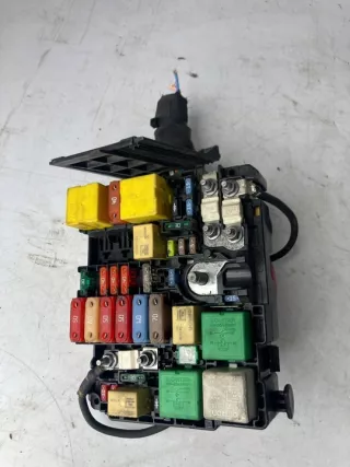 9804848580 Блок предохранителей Citroen C4 Picasso 2 Арт e9827276, вид 1