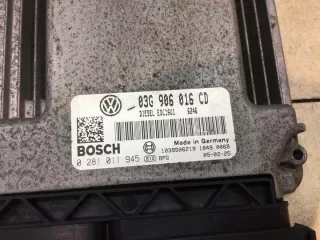 03G906016CD 0281011945 Блок управления двигателем Volkswagen Touran 1 Арт e9832215, вид 3
