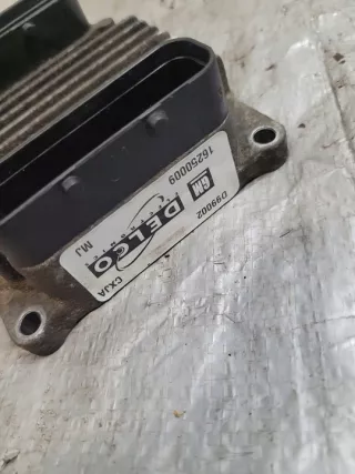 16250009 Блок управления двигателем Opel Zafira B Арт e9840703, вид 4