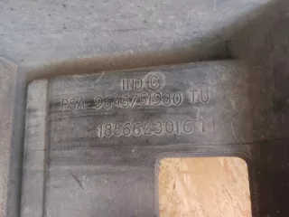  Передняя панель крепления облицовки (телевизор) Mitsubishi Colt 6 restailing Арт e9873119, вид 3