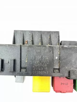 13205774 519162002 07350143 Блок предохранителей Opel Vectra C  Арт e9887022, вид 3