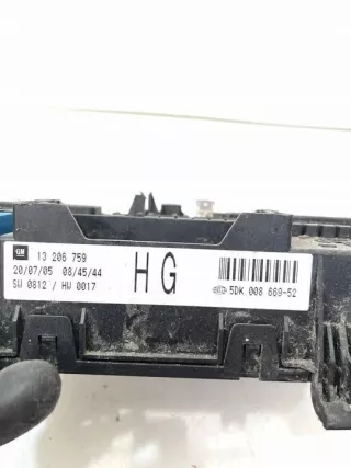 13206759 5DK00866952 Блок предохранителей Opel Astra H Арт e9888471, вид 3