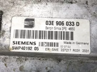 03E906033D Блок управления двигателем Seat Ibiza 3 Арт e9892530, вид 4