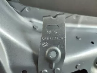 2012-2020 5G6827025AB Крышка багажника (дверь 3-5) Volkswagen Golf 7 Арт e9894577, вид 4
