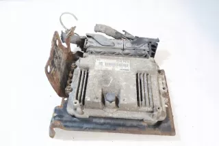 0281013593 55205621 Блок управления двигателем Opel Astra H Арт e9901927, вид 3