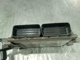 8200392704 8200392680 Блок управления двигателем Renault Clio 2 Арт e9936408, вид 2