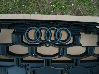  Решетка радиатора Audi Q7 4M restailing Арт e9937560, вид 2