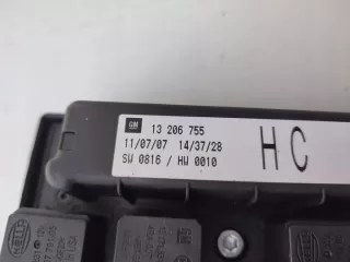 13206755 Блок предохранителей Opel Astra H Арт e9994343, вид 4