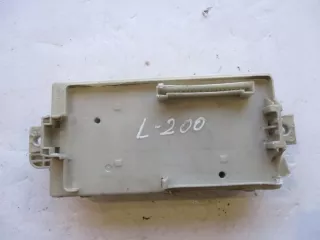  Блок предохранителей Mitsubishi L200 4 Арт e10005588, вид 3