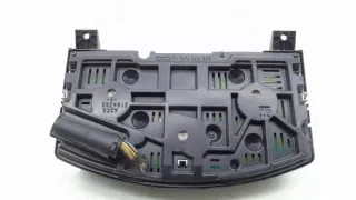 13225986 Щиток приборов (приборная панель) Opel Zafira B Арт e10011073, вид 2