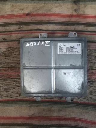 55493025 Блок управления двигателем Opel Astra K Арт e10025081, вид 2