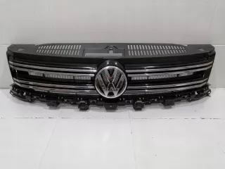 5N0853653E Решетка радиатора Volkswagen Tiguan 1 Арт e10028198, вид 1