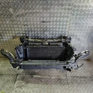 Передняя панель крепления облицовки (телевизор) Audi Q7 4M Арт e10028418, вид 1