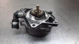 057145100B Насос вакуумный Audi A6 C5 (S6,RS6) Арт e10030860, вид 3