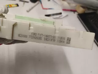F1FT-14A073-EG F1FT14A073EG Блок предохранителей Ford Kuga 2 Арт e10084478, вид 3