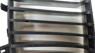51137128614 7128614 7077130 Решетка радиатора BMW 1 E81/E82/E87/E88 Арт e10093585, вид 3