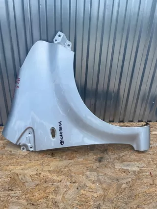  Крыло переднее правое Toyota Aygo 1 Арт e10156371, вид 1