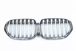 8493451 51138493451 Решетка радиатора BMW X1 F48 Арт e10229581, вид 1