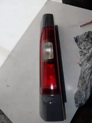  Фонарь задний левый Renault Trafic 3 Арт e10233604, вид 1