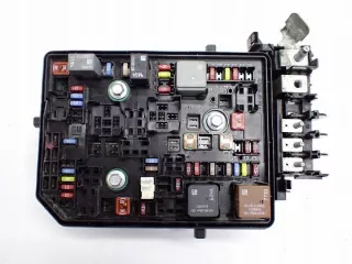 39107275 Блок предохранителей Opel Astra K Арт e10372016, вид 3