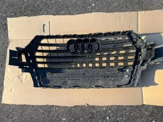 audi_Q7_4M0583651 Решетка радиатора Audi Q7 4M Арт e10435865, вид 4