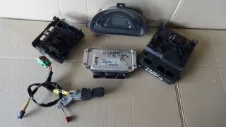 9646992680 9645994380 9643498680 964871530 Блок управления двигателем Citroen C3 1 Арт e10456367, вид 2