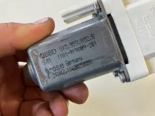 8K0959802B Моторчик стеклоподъемника Audi Q5 1 Арт e10457109, вид 3