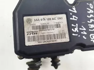 3AA614109AC 17654043 54085622R Блок ABS Volkswagen Passat B7 Арт e10476696, вид 4