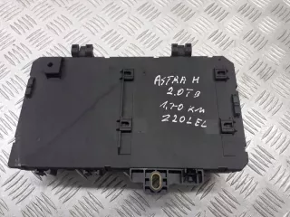 13145020 Блок предохранителей Opel Astra H Арт e10484478, вид 3