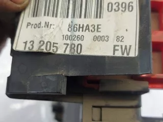 13205780FW 519168009 13205780 Блок предохранителей Opel Vectra C  Арт e10484497, вид 4