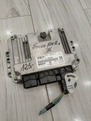 8M51-12A650-LG 0281011701 Блок управления двигателем Ford Focus 1 Арт e10492925, вид 1