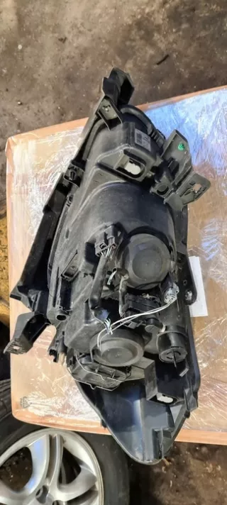 8200261612 Фара правая Renault Clio 3 Арт e10513271, вид 2