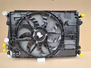 5Q0121251GR Радиатор (основной) Audi A3 8Y Арт e10513725, вид 1
