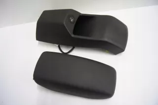 84660-T7600 84660T7600 Подлокотник Hyundai i20 1 Арт e10525267, вид 1