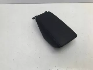 GKU39473 Подлокотник Kia Niro Арт e10526419