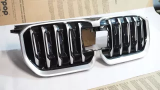 9880307 5A0BB86 5A0BB87 Решетка радиатора BMW X1 U11 Арт e10571822, вид 1