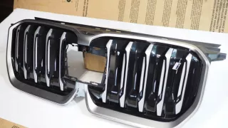 9880307 5A0BB86 5A0BB87 Решетка радиатора BMW X1 U11 Арт e10571822, вид 2