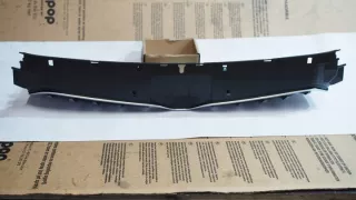 9880307 5A0BB86 5A0BB87 Решетка радиатора BMW X1 U11 Арт e10571822, вид 3